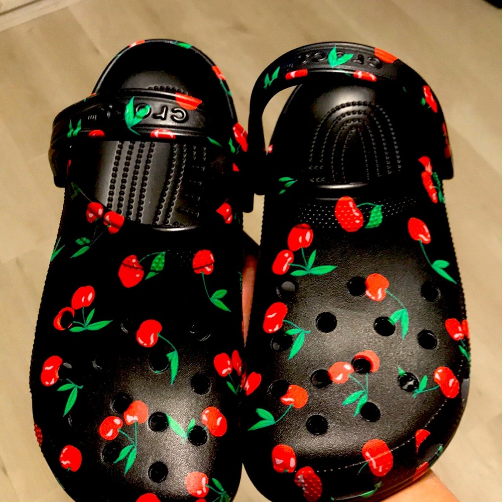 Size 11 New never worn Crocs see in pics! Never been worn